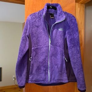 Woman’s Northface fleece